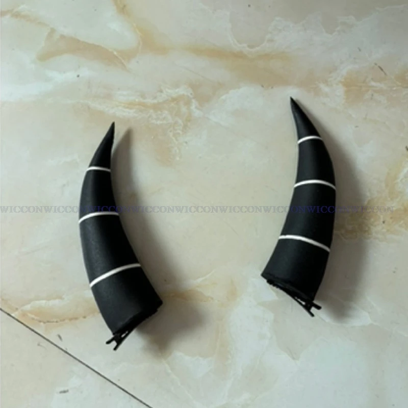 Anime Helluva Cosplay Boss Moxxie Cosplay Moxxie Horns Millie Prop Balck White Horns Bend Women Men Halloween Cosplay Prop