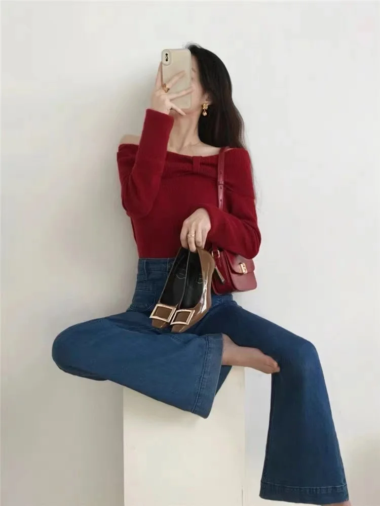 

Женский трикотажный свитер с бантом, красный облегающий пуловер с открытыми плечами и длинными рукавами, в винтажном французском стиле, Корейская модель на зиму