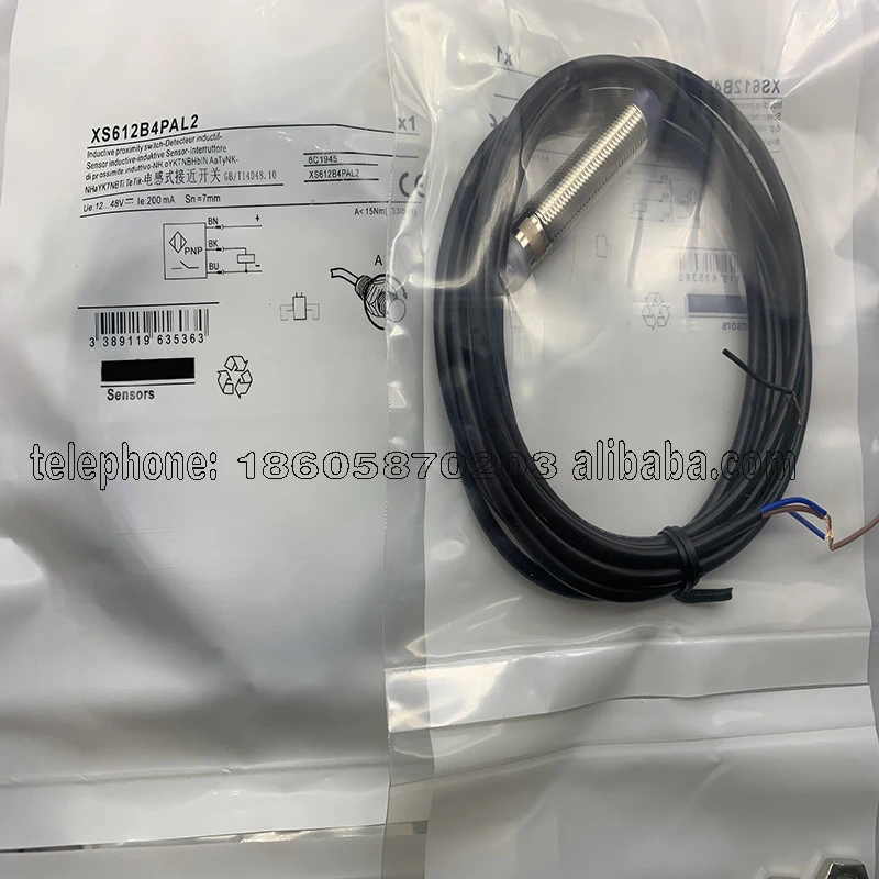 New Proximity Switch Sensor in Stock XS112B3PCL2 One-year Warranty High Quality Seller