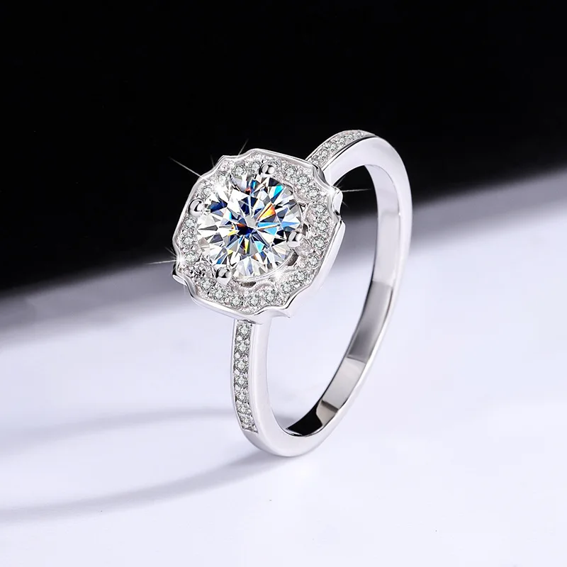 

High-quality Silver Ring, D-color Moissanite Moissanite Diamond Light Luxury Women's Ring Gift Jewelry