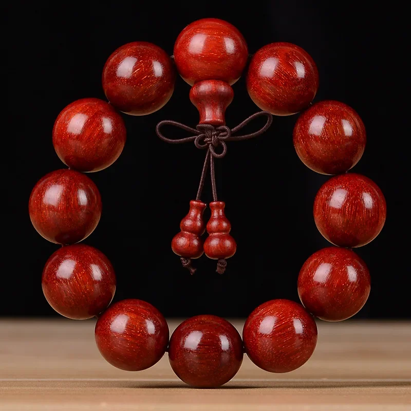 

Blood red mud material true Venus lobular red sandalwood hand string blood sandalwood Buddha bead text play bracelets men women