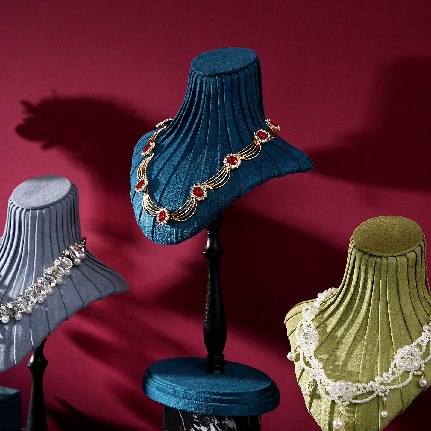 Luxury Pleated Fabric Bust Jewelry Display - Necklace & Accessory Stand for Retail Shop Display and Photo Shooting Props