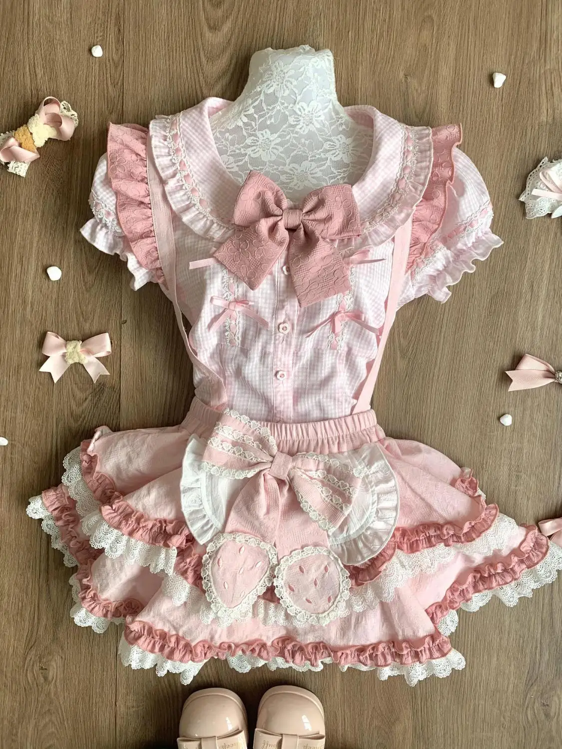 

Японский сладкий консервативный стиль, женский комплект из 2 пиша, Kawaii Y2k, рубашка с бантом в стиле Лолиты, топы, кружевная лоскутная юбка на подтяжках, женский наряд Pincess