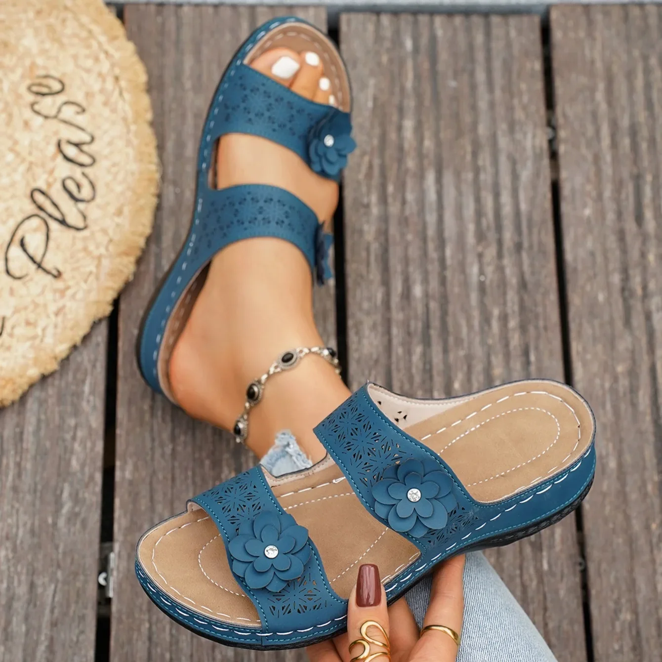 Women's Retro Wedges Sandals Summer Comfortable Round Toe Slippers_voghion.com