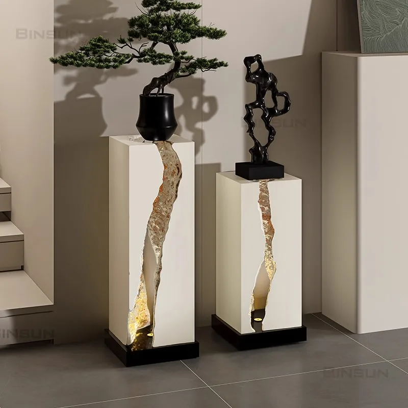 Light luxury advanced sense with light creative floor display stand