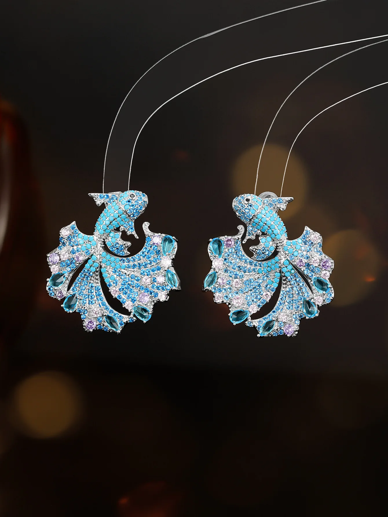 

Designer Art Jewelry Replica 18K White Gold Plated Full Pink Blue Sapphire Koi Ear Climber Golden Carp Drop Dangle Cuff Earring