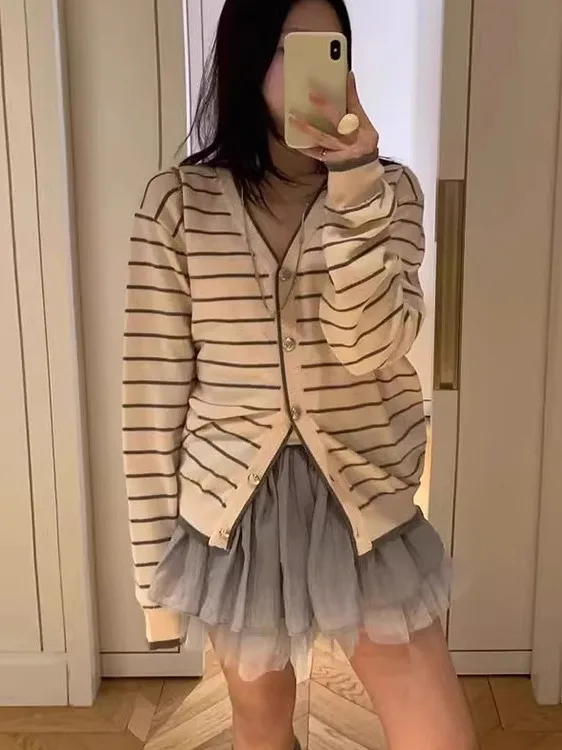 

Вязаный кардиган V-Ne, верхняя одежда, цвет в полоску, блузка, топ для похудения, весенний новый Sle, ретро, четырехточечный узор в морскую полоску