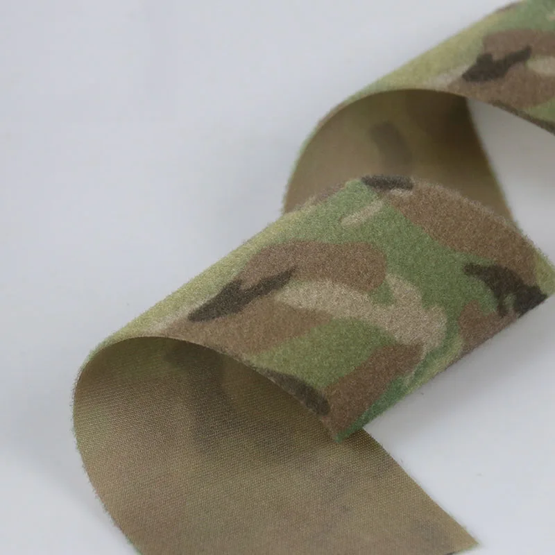 タクティカルタンクトップcamo,粘着ストリップ付き,ヘルメットカバー,ループ付き,フリースの顔,粘着性,長さ10cm x 1m