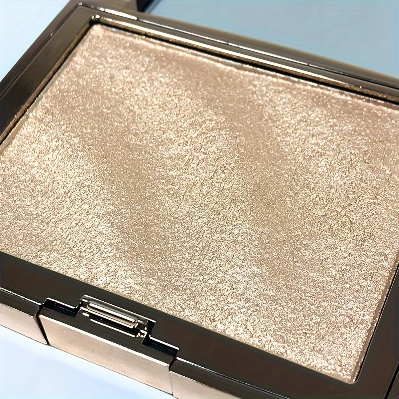 ハイライター、ナチュラルステレオ、長時間持続する輝き、きらめく繊細でベルベットのような質感、簡単に混ぜて塗布できる、ノーズシャドウの輪郭