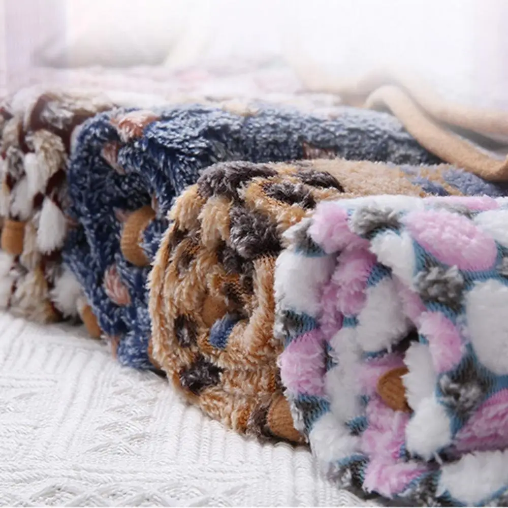 Winter Dog Mats Comfortable Printing Cat Puppy Blanket Soft Plush Keep Warm Kitten Dogs Cushion Blanket Pad Pet Supplies