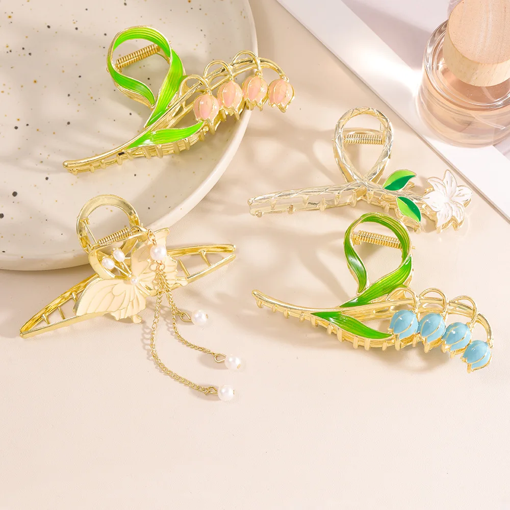 

Lily of the Valley Hair Clip with Ethereal Charm Luxury Hair Clip for Women Summer Elegance Shark Clip Hair Accessory
