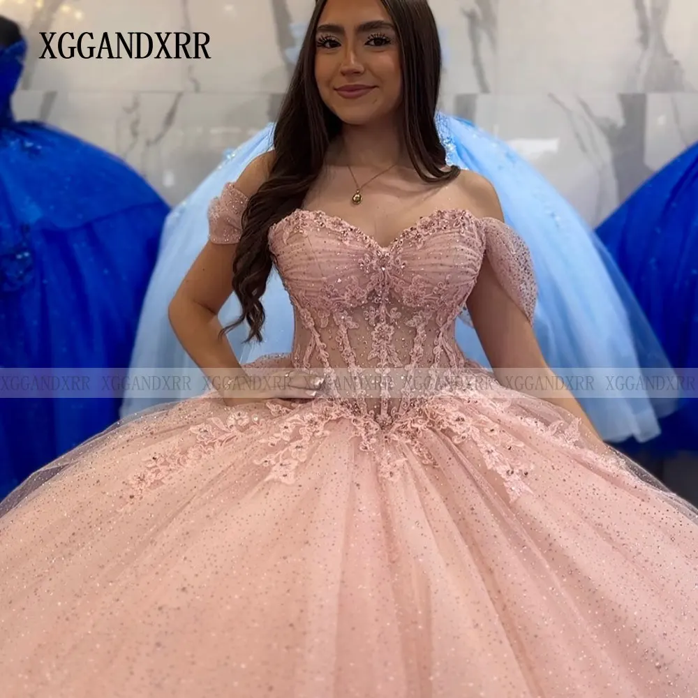 Robe De bal rose personnalisée, épaules dénudées, robes De Quinceanera, chérie, fleur, douce 16, robe De concours De 15 Anos, 2026