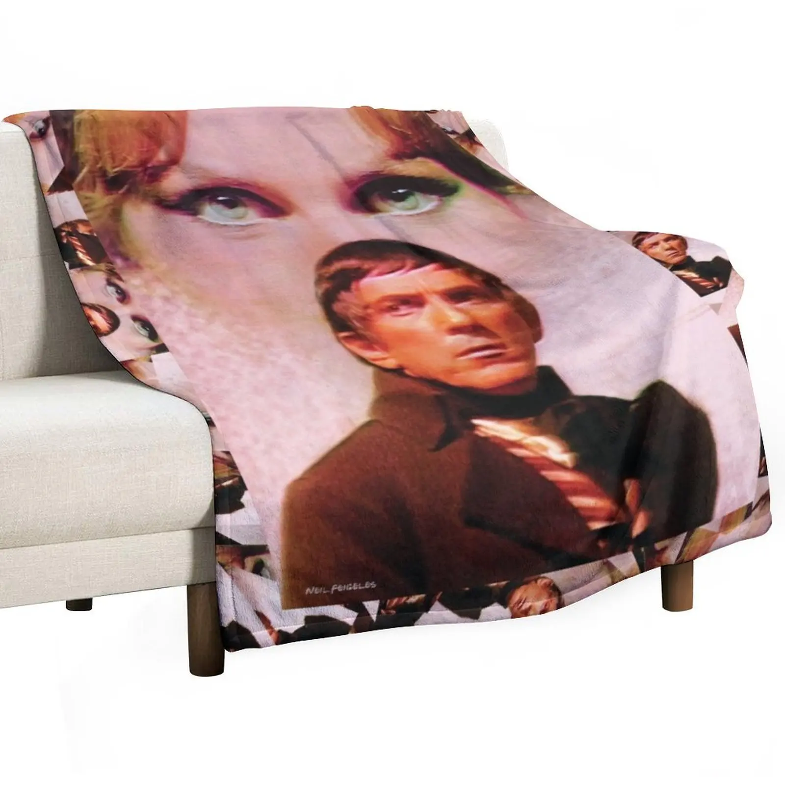 Dark Shadows - Barnabas Collins and Ang??lique Bouchard Throw Blanket Comforter Furry Blankets