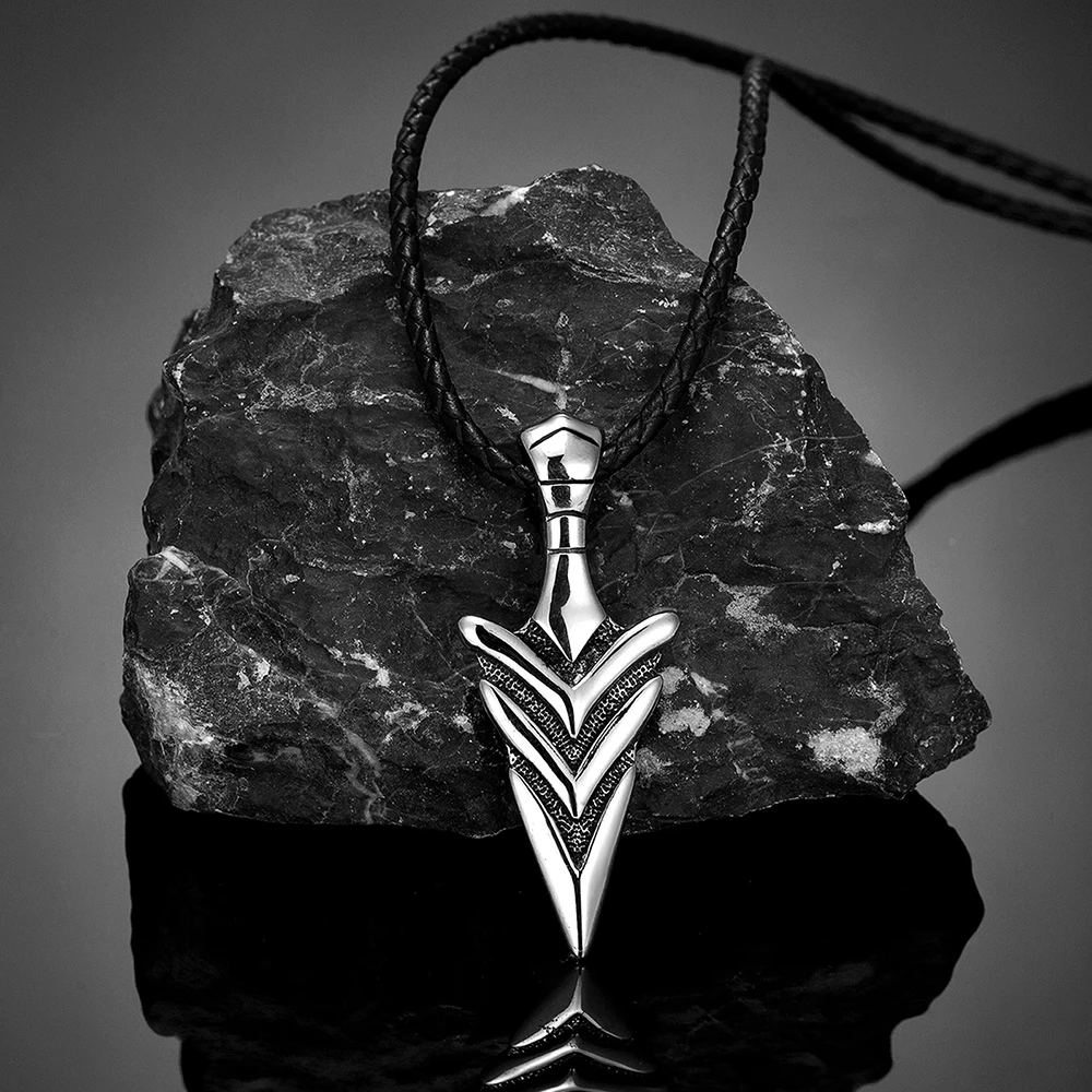 Norse Mythology Odin\'s Spear Gungnir Necklaces Men Retro Stainless Steel Viking Pendant Scandinavian Amulet Self-defense Jewelry