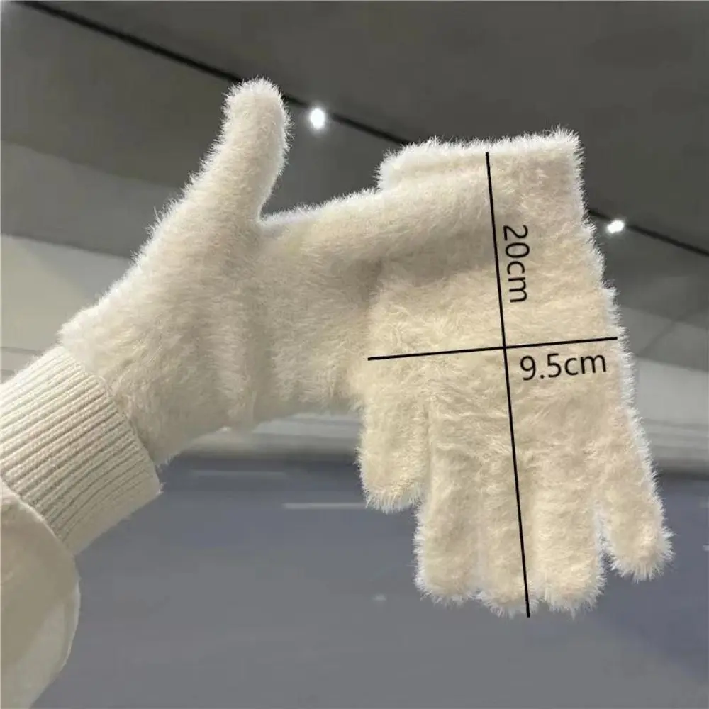 Cute Thickened Furry Gloves Solid Color Cold-proof Five Finger Gloves Windproof Warm Mink Velvet Gloves Winter