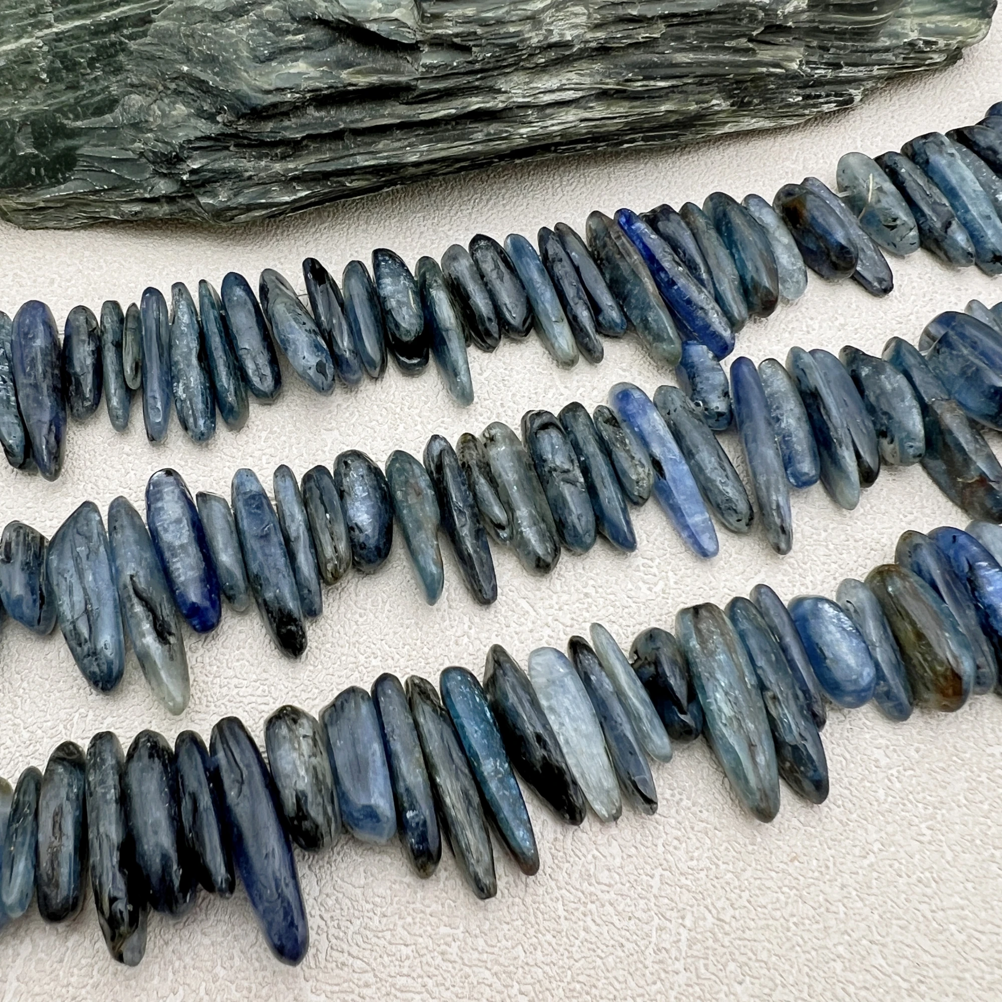 Polished Dark Blue Natural Stone Kyanite Quartz Stick Beads For DIY Jewelry Making