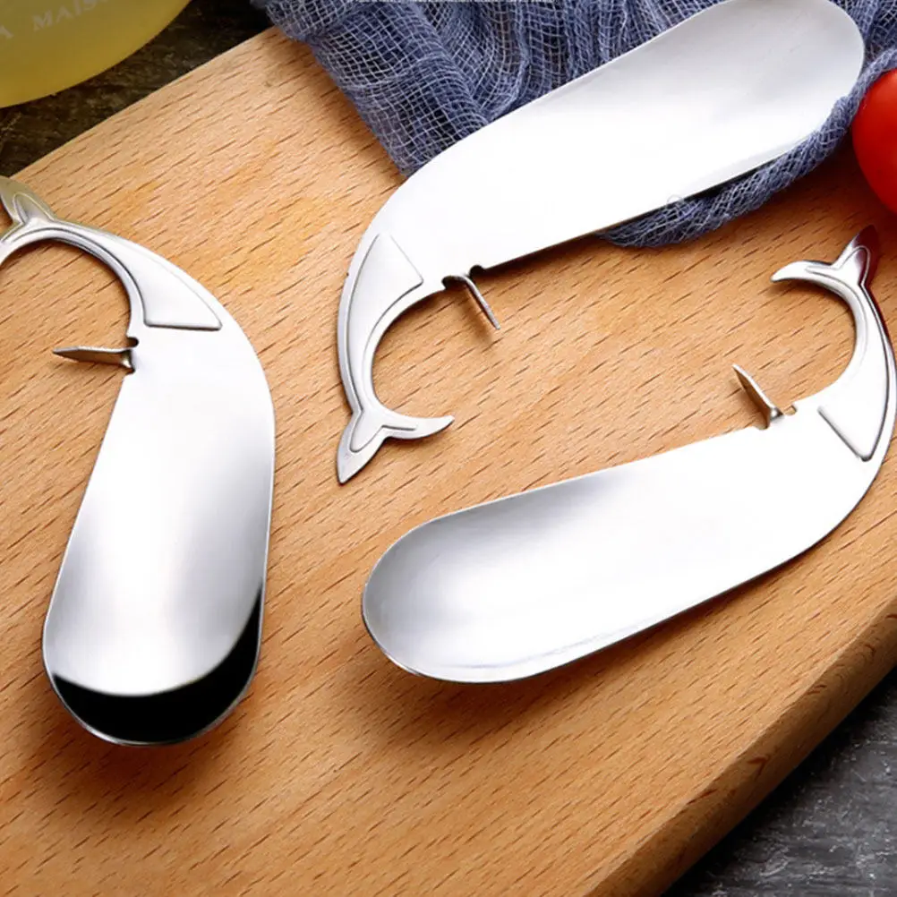 

2Pcs Passion Fruit Opener Stainless Steel Dolphin Shape Kitchen Gadget Multifunctional Spoon Fruit Cutter Extractor
