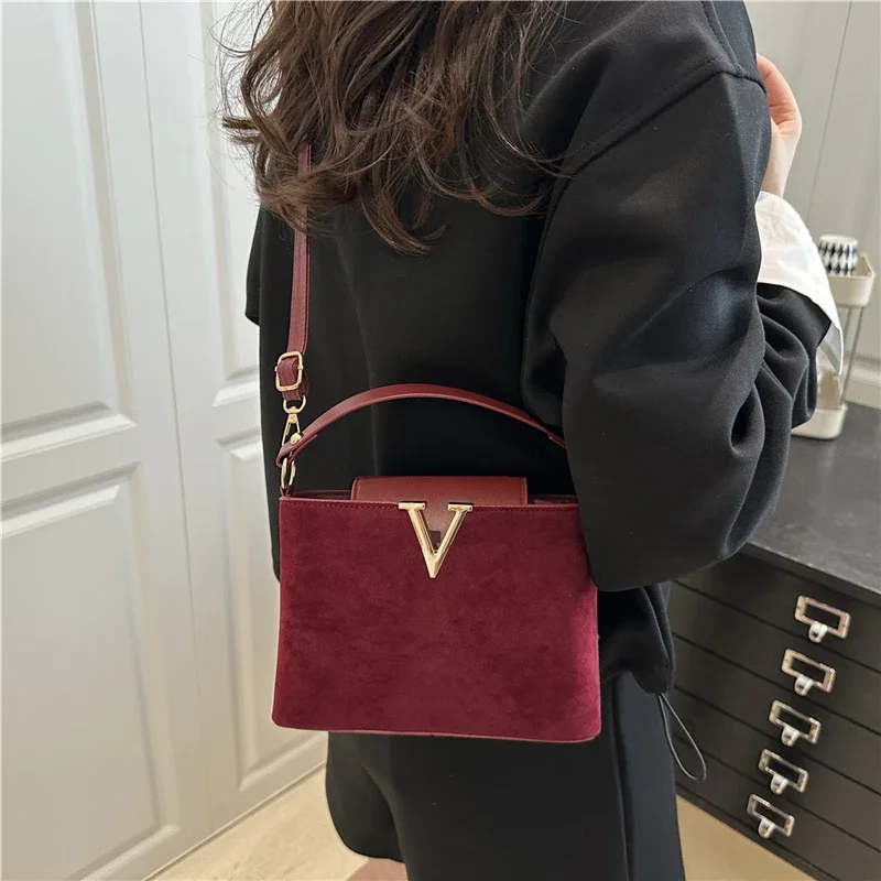 Fashionable Mini Suede Women's Bag, Faux Suede Tote Bag, Hardware Lock Buckle Decoration Handbag Purse Shoulder Cross Body Bags view 5
