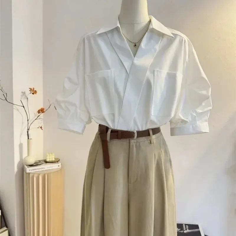 เสื้อเชิ้ตแขนสั้นจีบสไตล์ฝรั่งเศส ดีไซน์ทันสมัย ใส่สบาย เหมาะกับการเดินทาง  สำหรับผู้หญิง