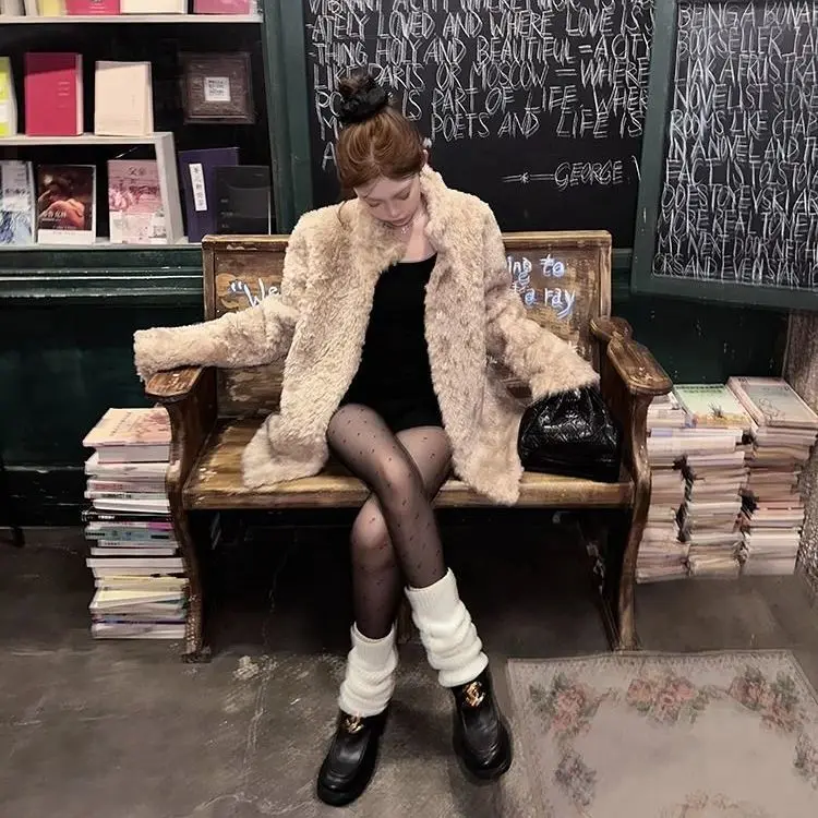 أزياء المرأة الترفيه تنوعا الخريف والشتاء السيدات الجديدة مزاجه مطابقة تقليد معطف فرو الثعلب #2