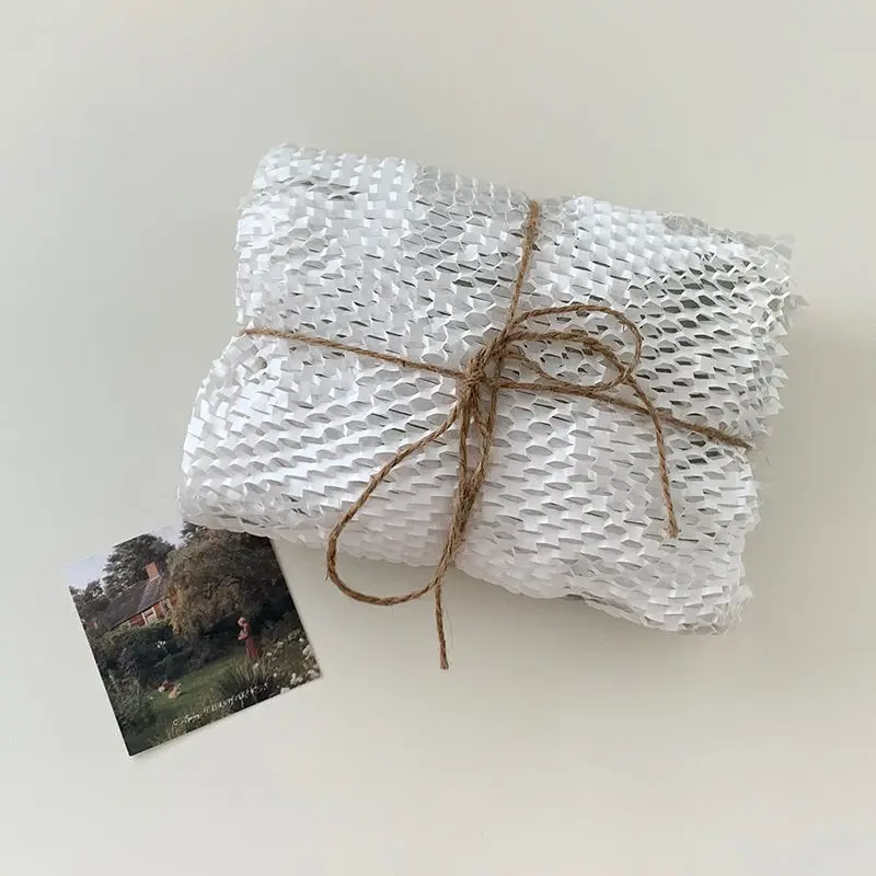 White Honeycomb Packing Paper 50cm Eco-friendly Cushioning Wrap Roll For Moving/Shipping Biodegradable Recyclable Kraft Paper