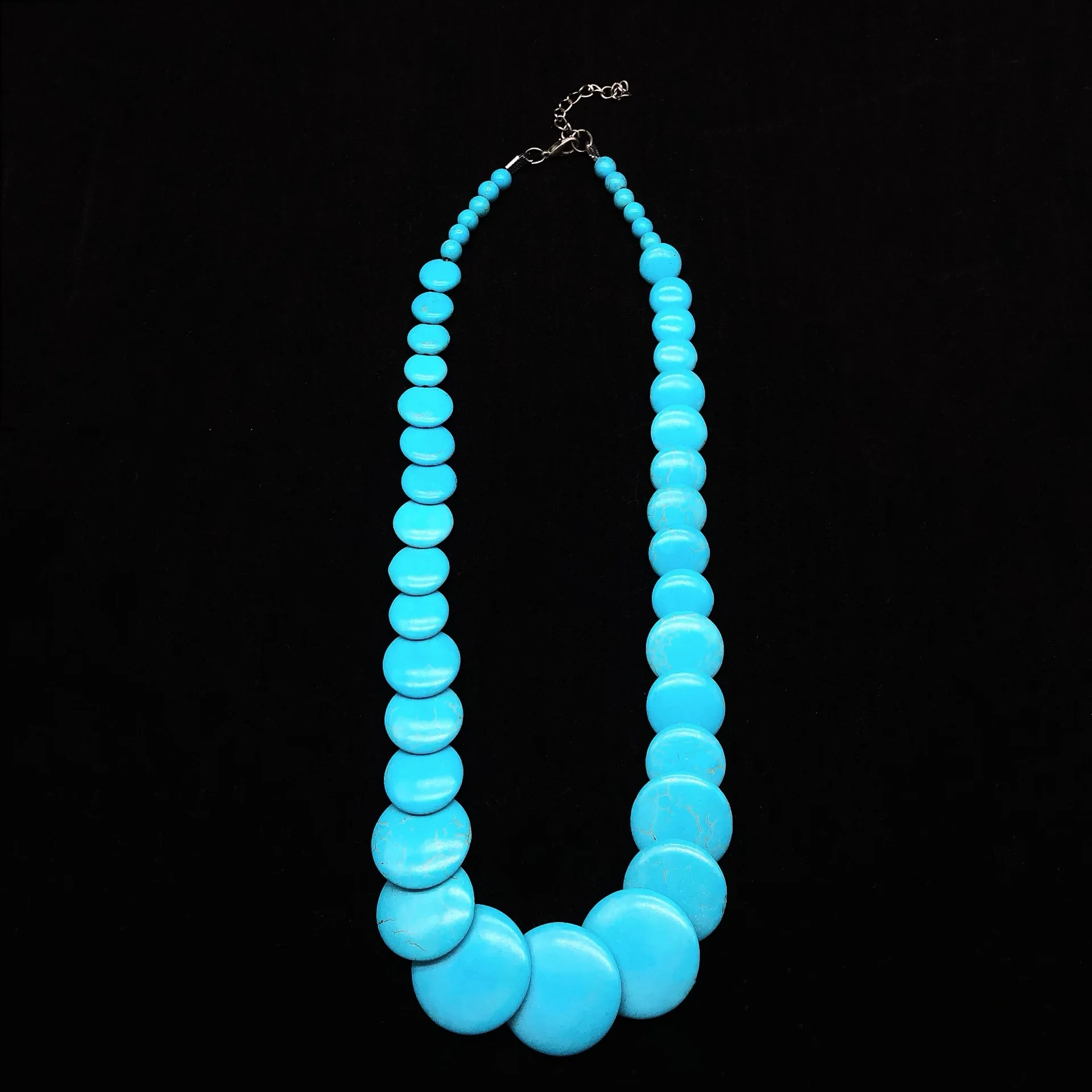 

Bohemian Flat Bead Necklace Indian Turkey Turquoise Necklaces Choker Ethnic Women Jewelry Handmade Round Blue Stone Collar Gifts