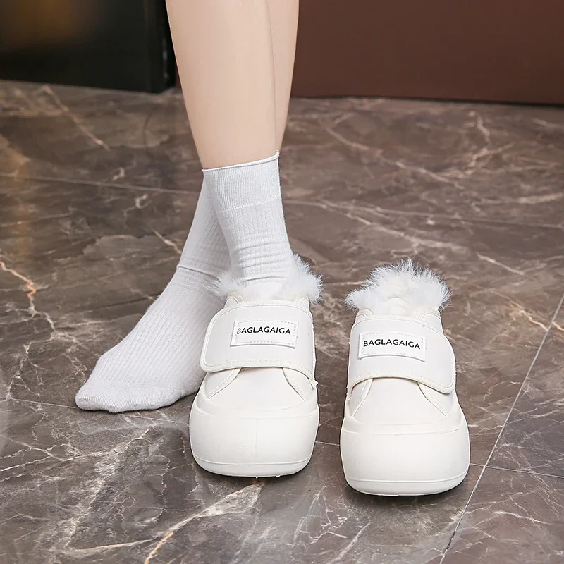 Fashion Cotton Shoes Women New Round Toe Platform Plush Shoes Warm Thick Sole Low Top Female Plush Footwear 2024 Autumn Winter