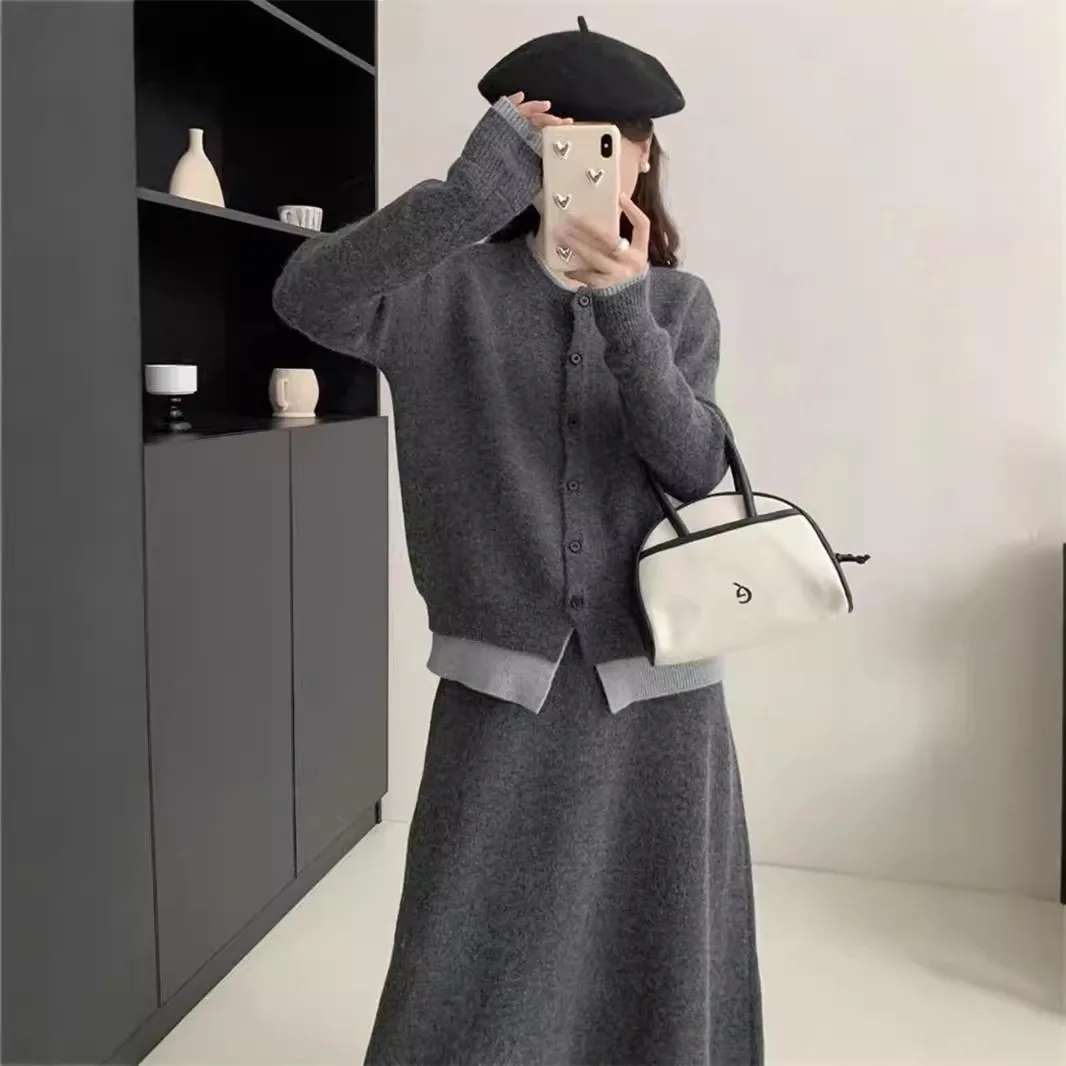 Autumn And Winter Thick Loose Korean Style Fake Collar Two-Piece Knitted Cardigan Long Skirt Suit For Women