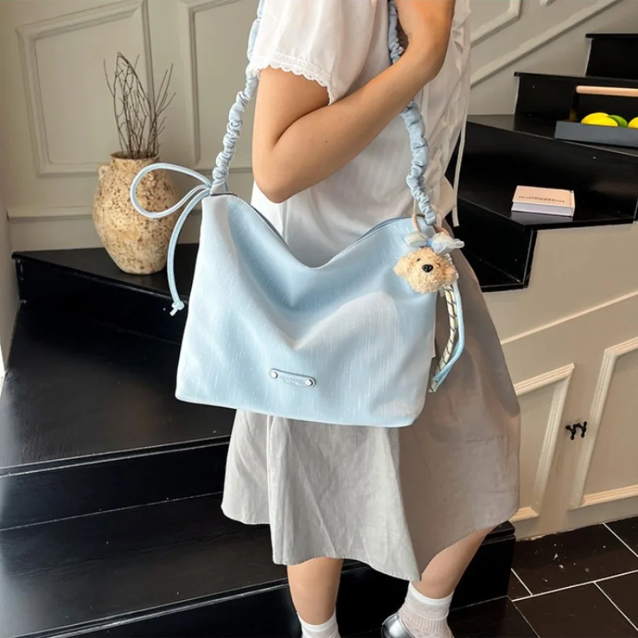

New Fashionable Casual Lightweight Versatile Single-Shoulder Bag Underarm Bag Minimalist Commuter Outing Crossbody Bags