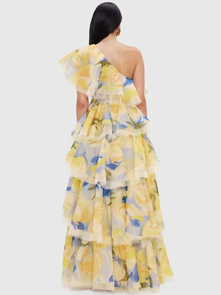 Retro printed sexy slanted shoulder lace up waist dress 2026 summer women's dress loose multi-level ruffle edge puffy skirt