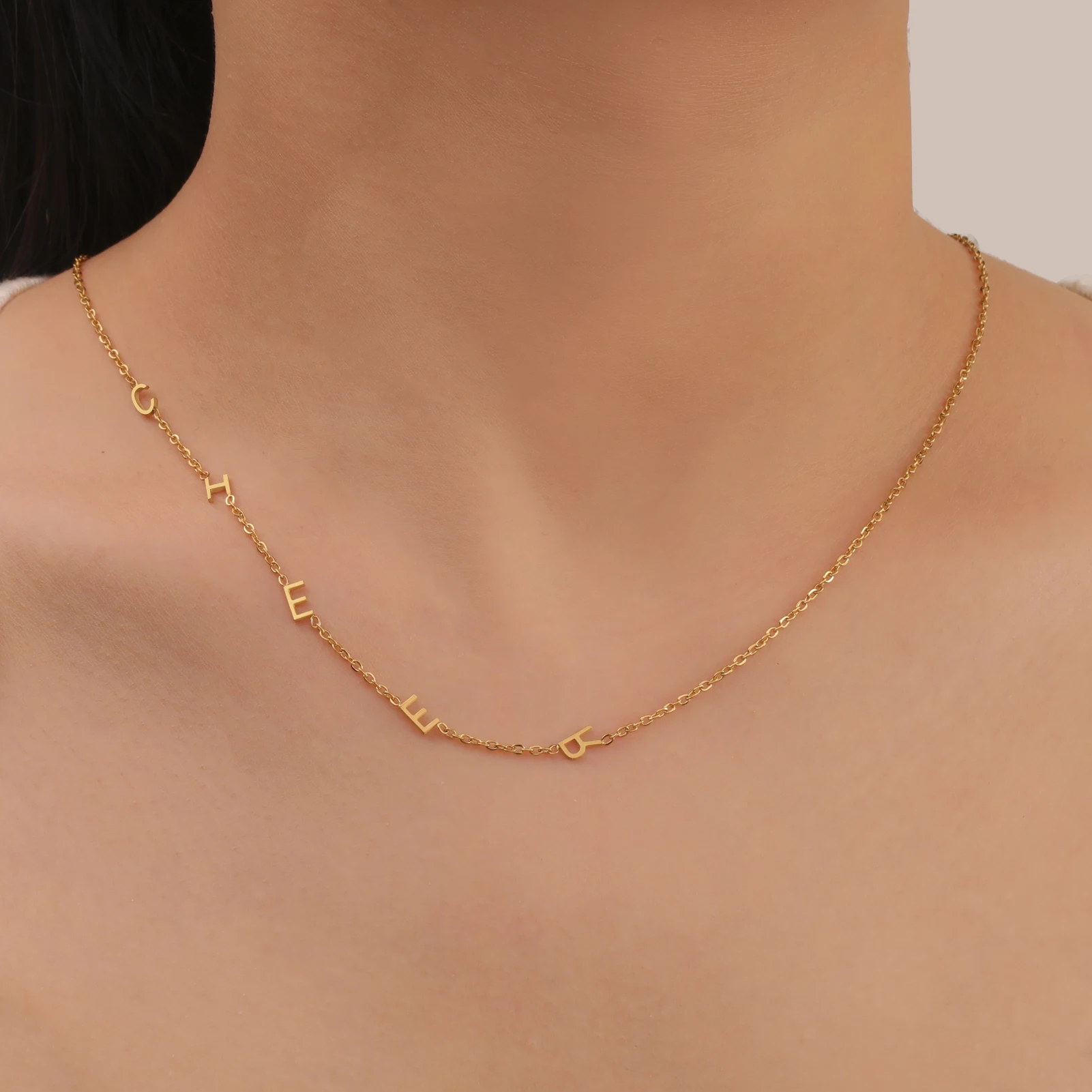 Personalisierte Initialen-Halsketten für Frauen, Edelstahl A-Z Alphabet, personalisierter Schmuck, Geschenk zum Muttertag – Detail 7