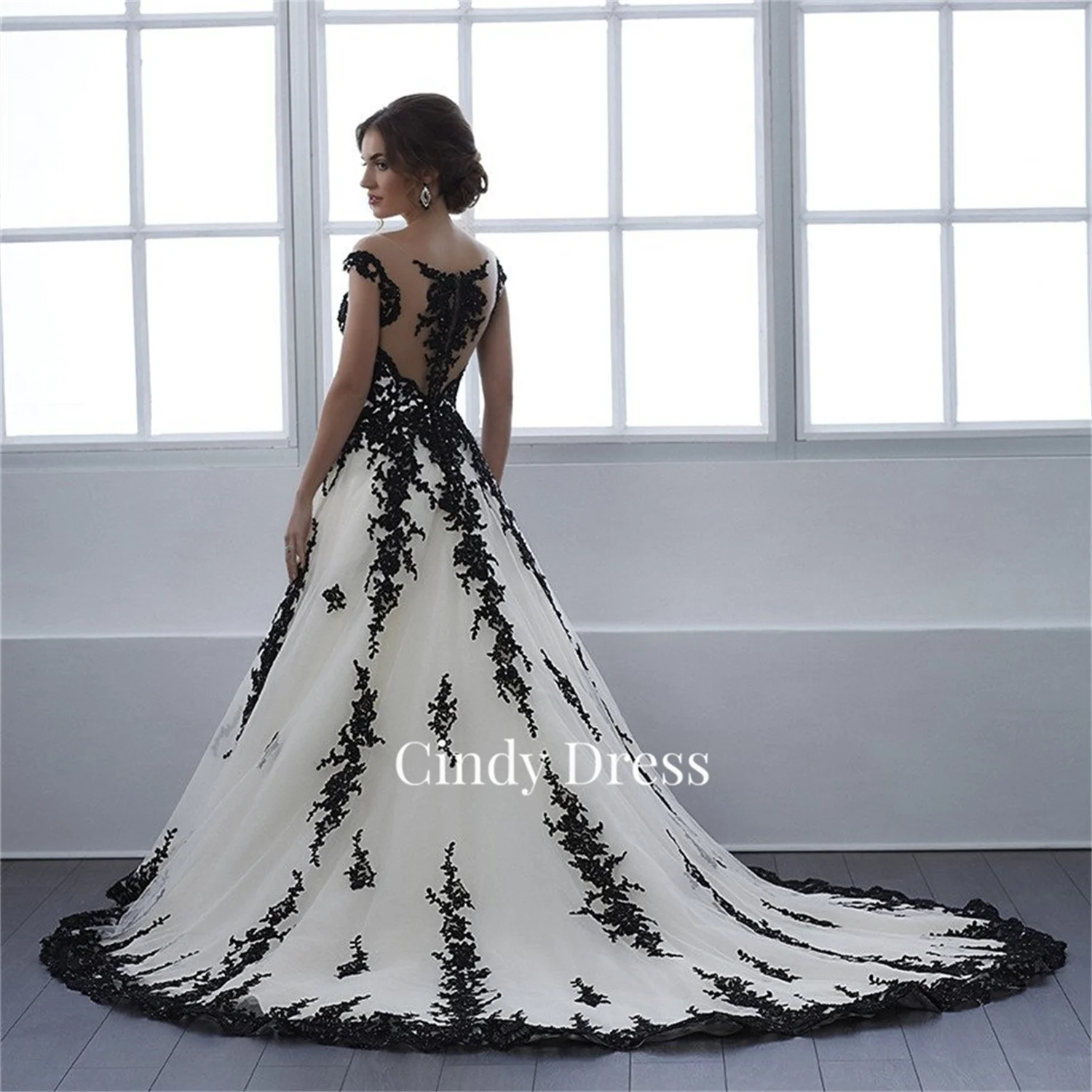 

Black Lace Long Tail Wedding Dress Embroidered A-line Sleeveless Elegant Party Women Customized Prom Gowns Evening Dresses Guest