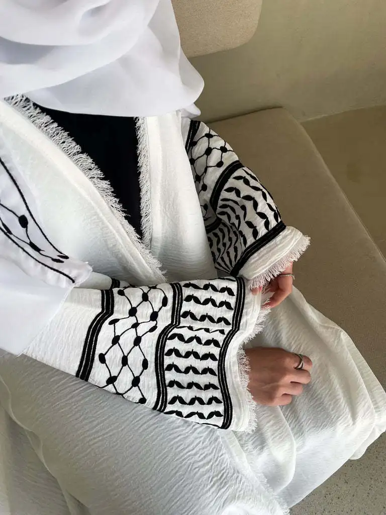 2024 New Soft Crepe Embroidery Palestine Kefiyyeh Abaya Ramadan Tassel Dubai Abaya Women Muslim Dress Modest Islamic Clothing