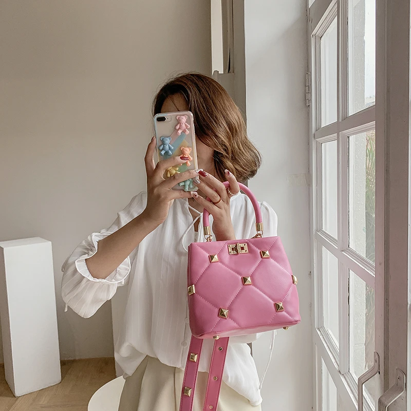 Mode Klinknagel Schoudertas 2021 Nieuwe Trend Vrouwen Handtas Hoogwaardige Wilde Crossbody Tassen Portemonnee Luxe Merk Vrouwelijke Telefoon pack