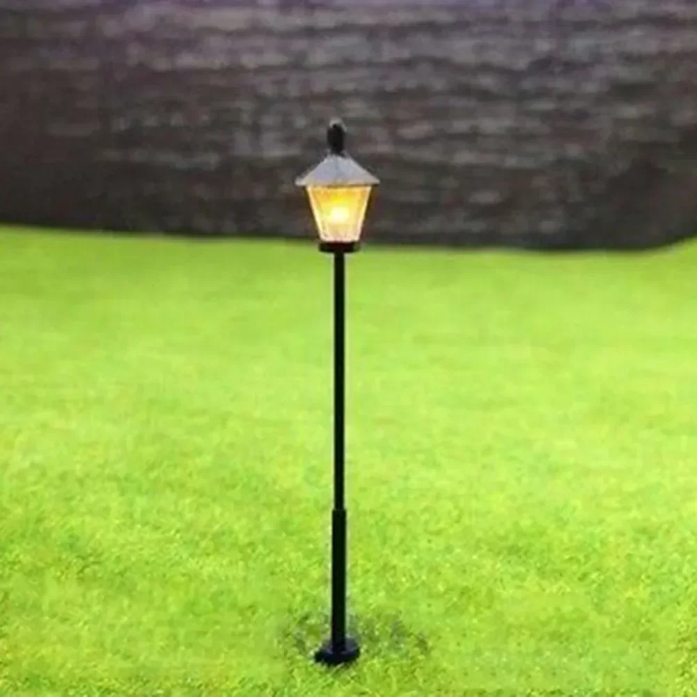 10pcs Model LED Street Lamps H0 Parking Lights 5.5cm 3-12V Parking Lights Set Garden Lamps Playground Scenery Lamps