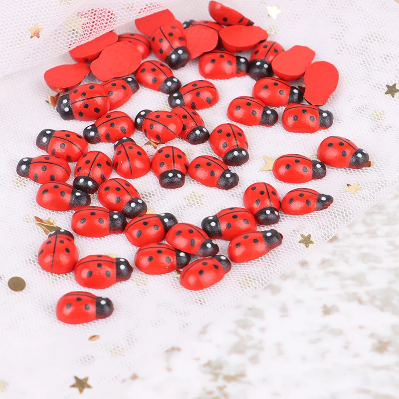 100pcs/Bag Wooden Ladybird Sticker Children Kids Painted DIY Craft Ladybug