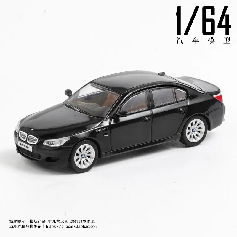 1:64 BMW M5 E60 Alloy Scale Car Model Diecast Metal Miniature