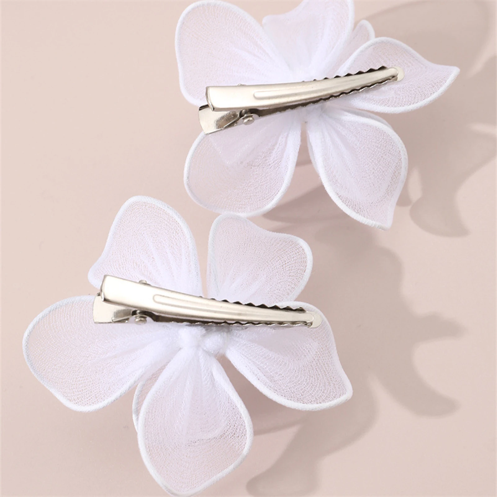 Handmade White Silk Flower Hairpins Elegant Wedding Hair Jewelry Bridal Headdress Floral Hair Clips Women Pearls Headpieces