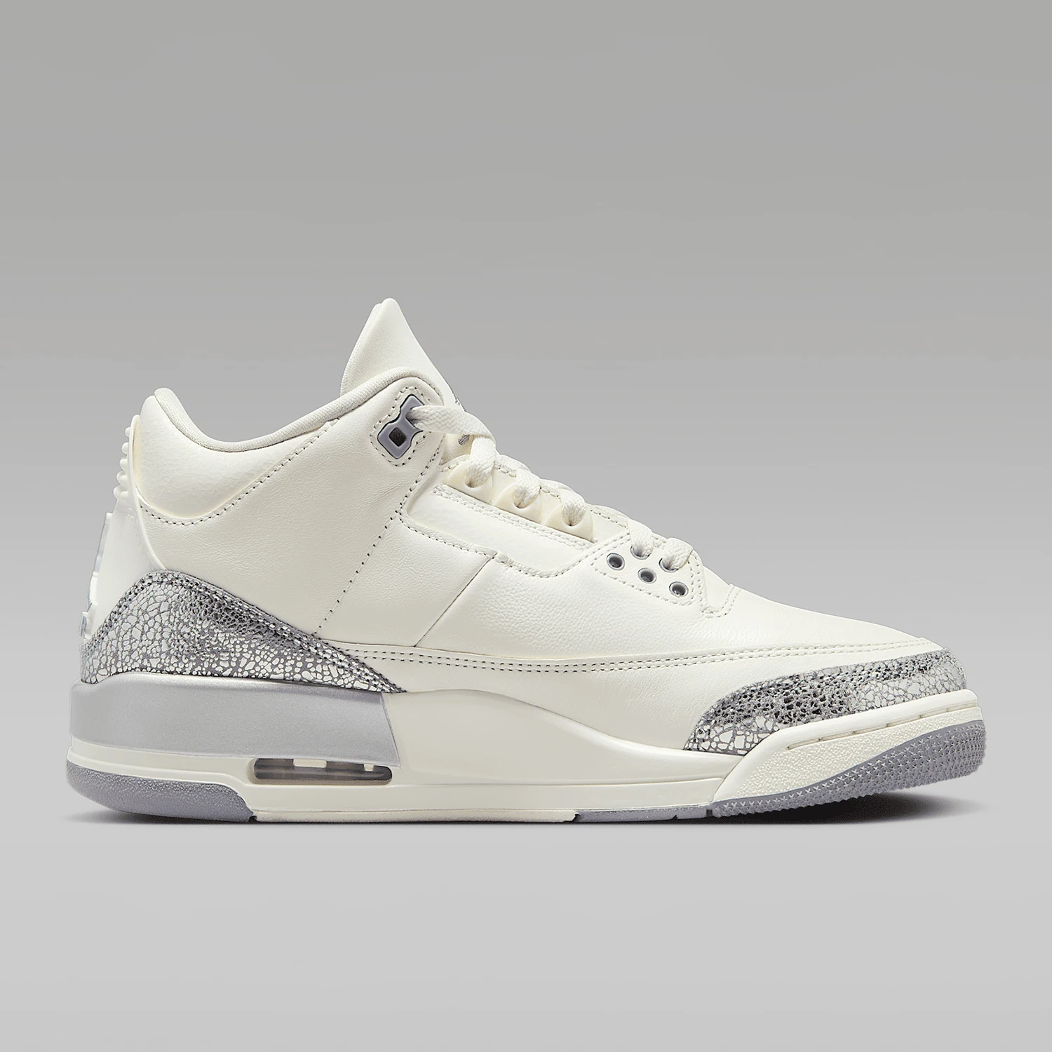 حذاء كرة السلة Nike Genuine Jordan للسيدات متوسط الجودة CK9246-100