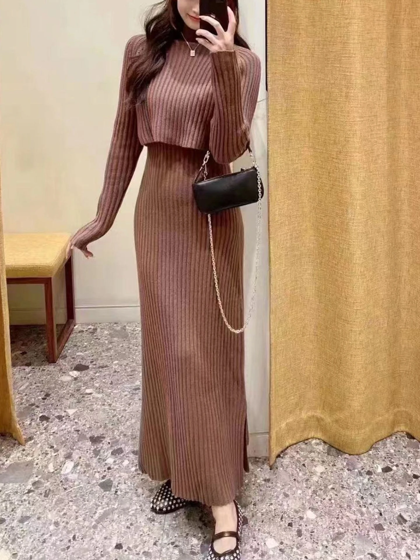 

Women's fashionable sleeveless knitted slim dress or high-neck long-sleeved knitted pullover