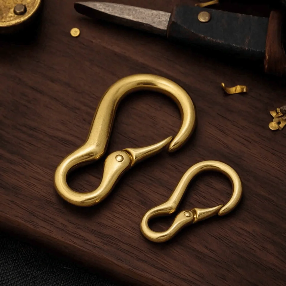 Heavy-Duty Solid Brass Carabiner Clip Rustproof Multi-Purpose Keychain Carabiner Universal Spring Clips Hiking