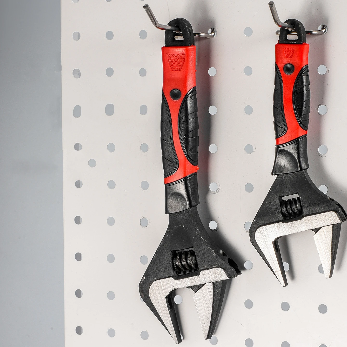 Adjustable Wrench S…