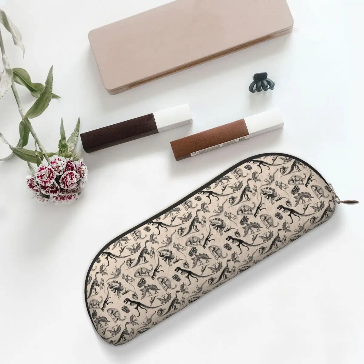 Estuche para lápices Vintage de dinosaurios y esqueletos de museo, estuche para lápices negro y crema, caja para bolígrafos, estuche para lápices, regalos para niños y niñas