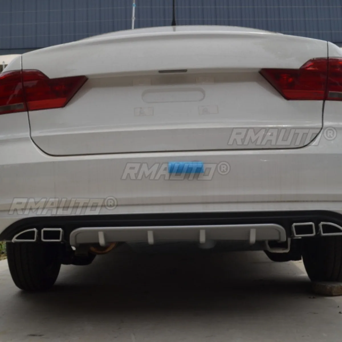 

Car Rear Bumper Lip Rear Bumper Splitter Diffuser Bumper Protector Body Kit For Volkswagen Santana 2016-2018 Car Accessories
