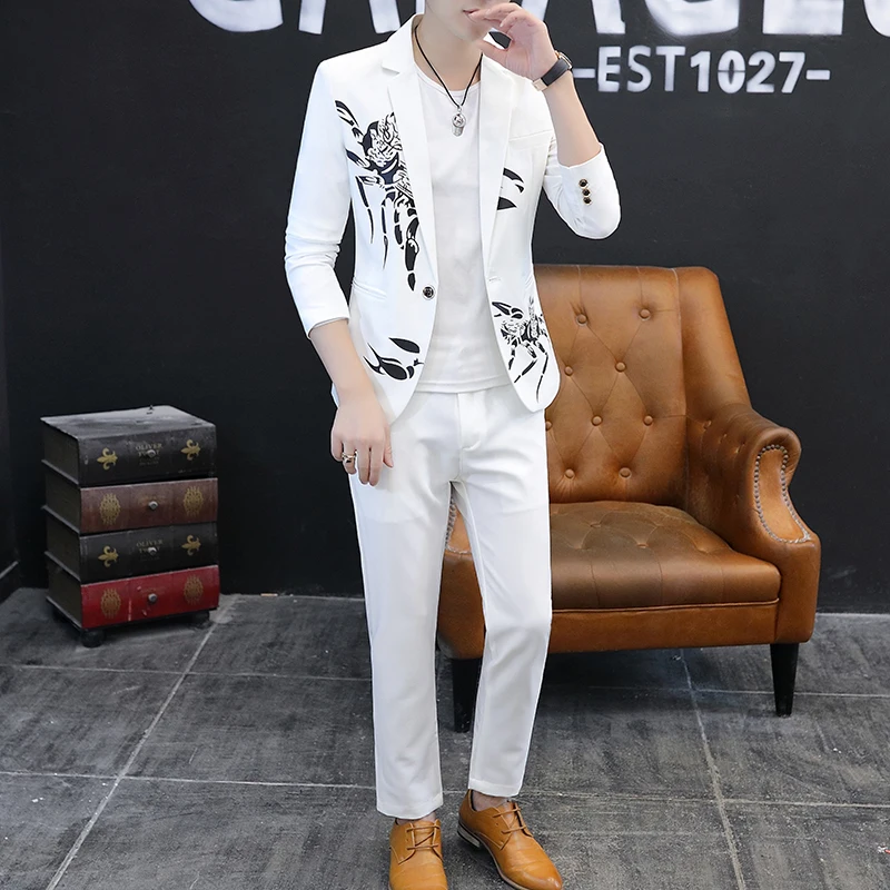 2024 Autumn suit (suit + trousers) Fashion slim dress Korean version of white suit two-piece casual handsome ruffian handsome