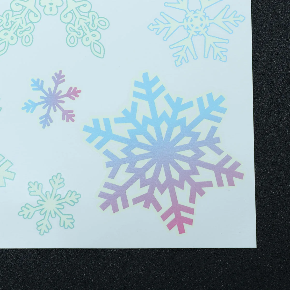 

3Pcs Christmas Snowflakes Glow in Dark Stickers Temporary Tattoos for Body Decorations Kids Gifts Stickers