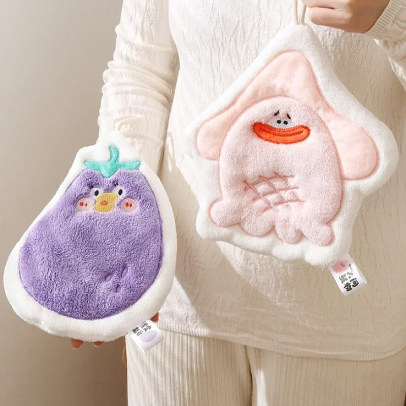 Cute Hanging Towel Children Kids Bathing Hand Towel Coral Fleece Handkerchiefs Absorbent Wipe Cloth