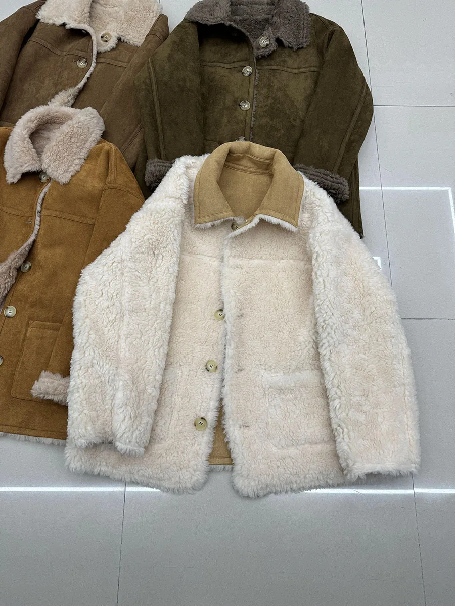 Manteau de fourrure mi-long en peau de mouton à col réversible, mode hiver