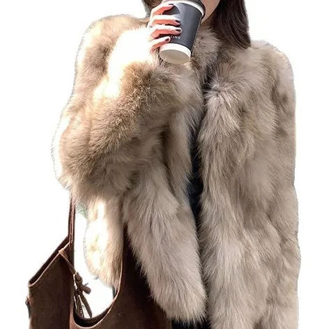 معاطف نسائية بيضاء من الفرو الصناعي سترات سميكة منفوشة بياقة واقفة وأكمام طويلة مغطاة بأزرار فضفاضة أنيقة غير رسمية لخريف وشتاء 2025 #6