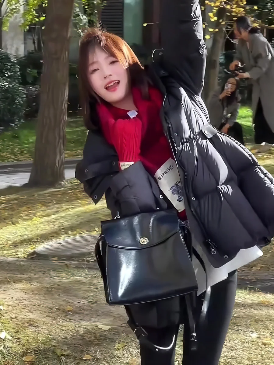 Ele Bla Hooded down Jaet Women's Puffer Coat Cloudlike Fluffy Outerwear Winter Faion Thin Design Commute Sle